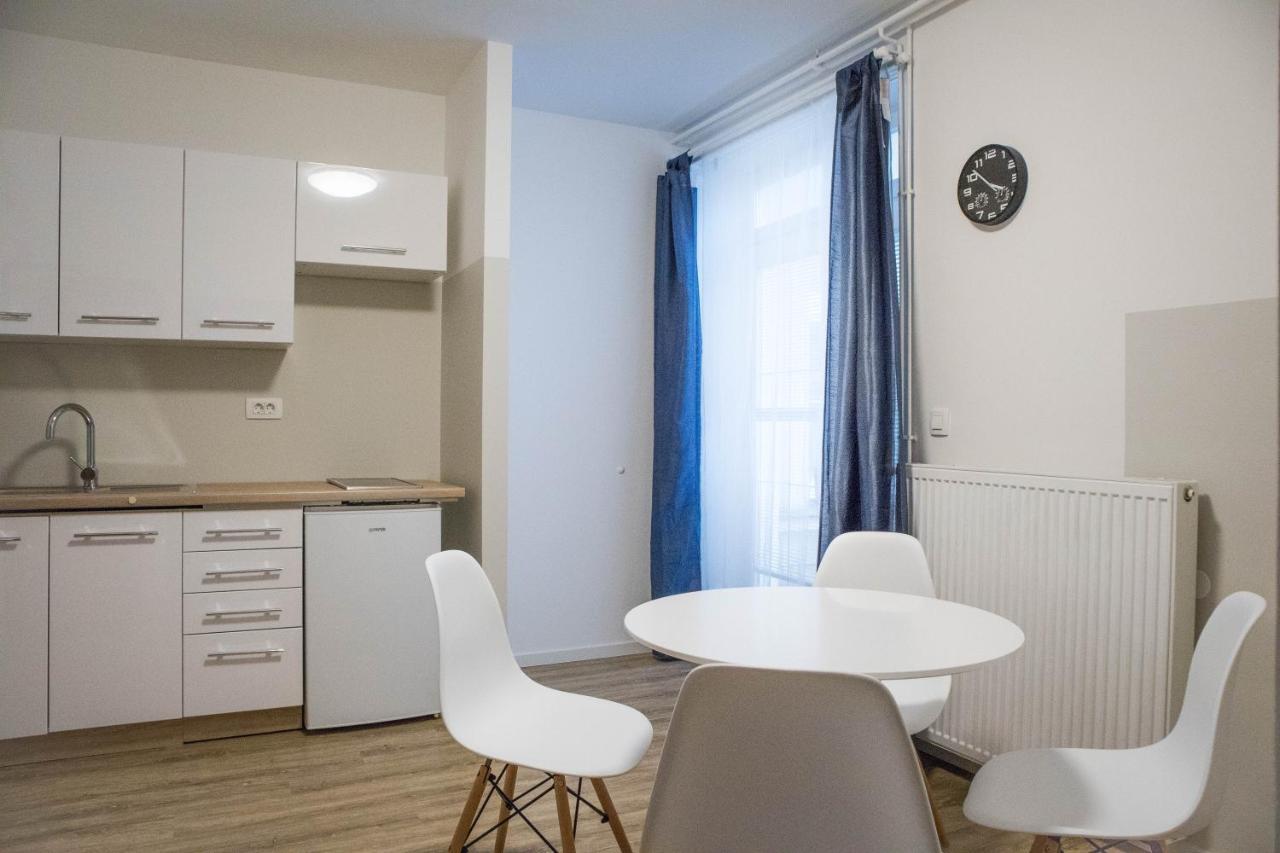 Jantar Apartmaji Novo Mesto Eksteriør bilde
